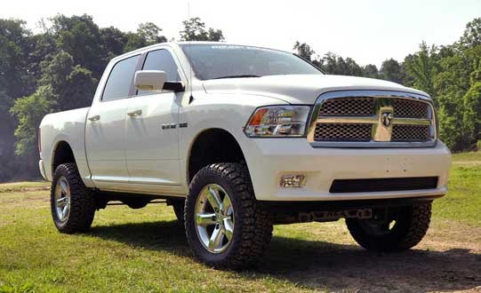 Rough Country 4" lift kit N3 Nitro shocks 12-21 Ram 1500 4WD - Click Image to Close